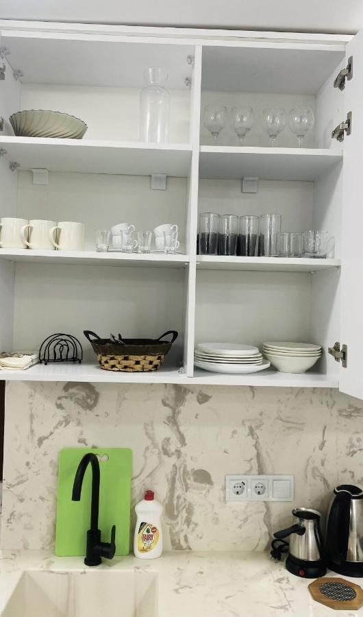 Sea View Studio Apartment In Orbi Residence Batumi Luaran gambar