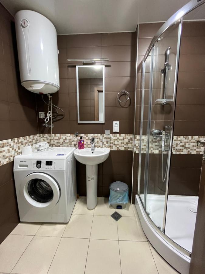 Sea View Studio Apartment In Orbi Residence Batumi Luaran gambar