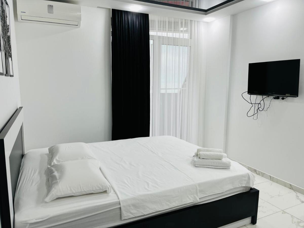 Sea View Studio Apartment In Orbi Residence Batumi Luaran gambar